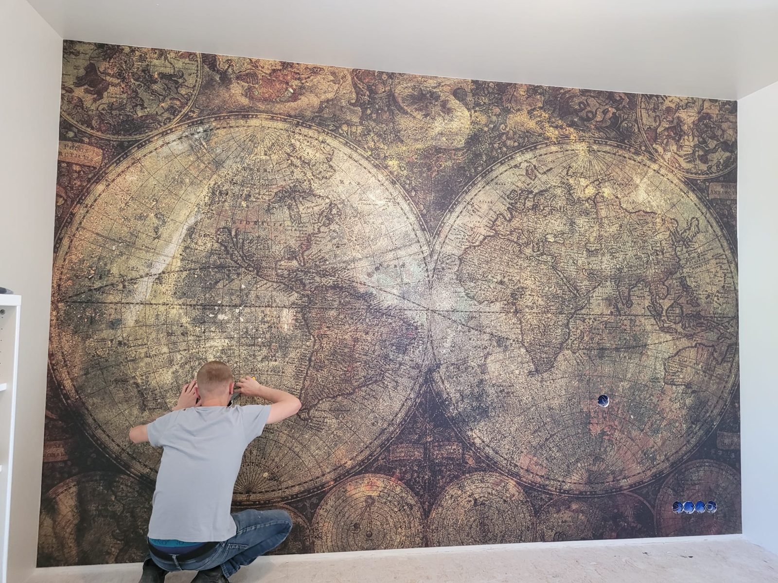 Fotobehang aanbrengen op een accentwand